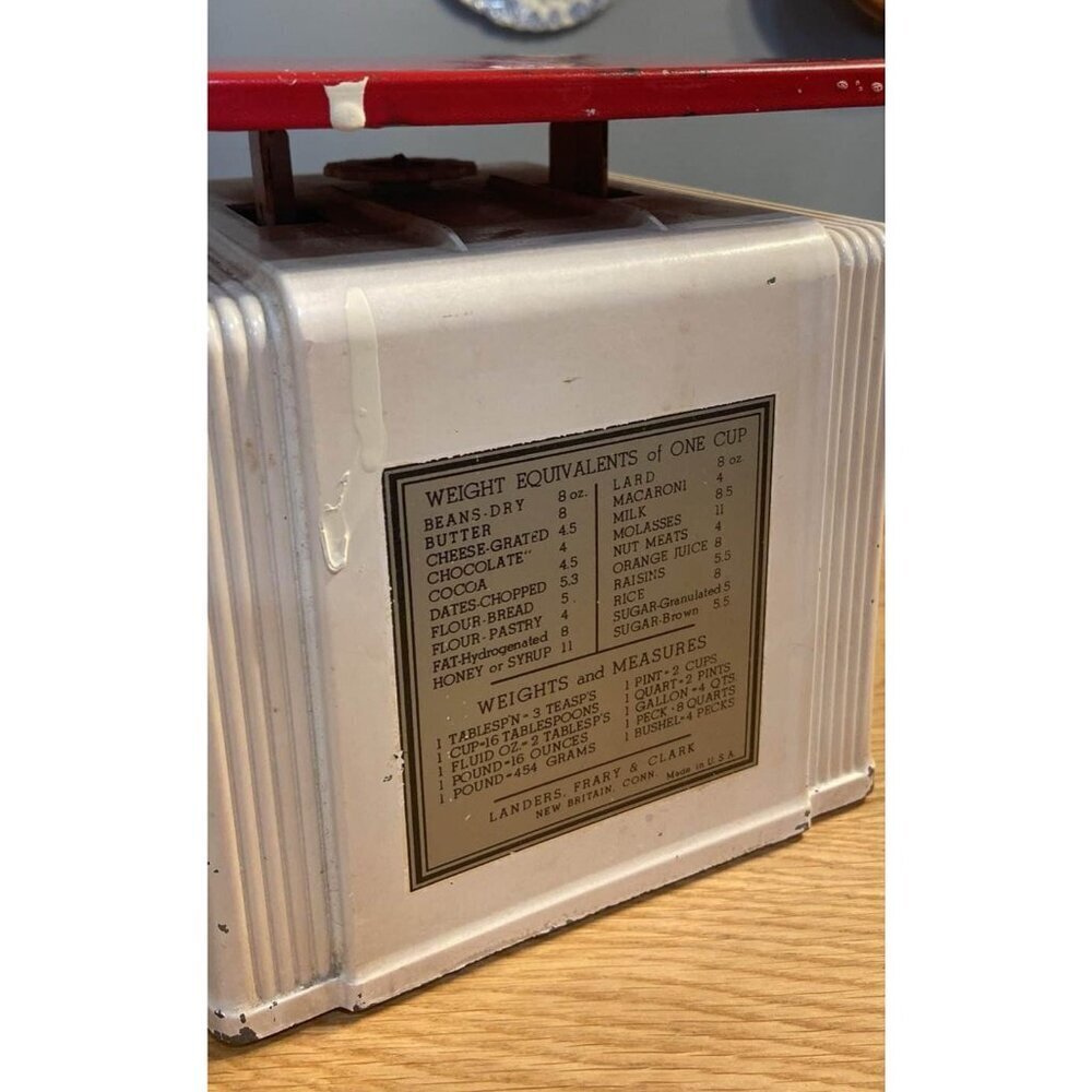 Vintage White & Red Metal Kitchen 1950s Scale - Picture 4 of 8
